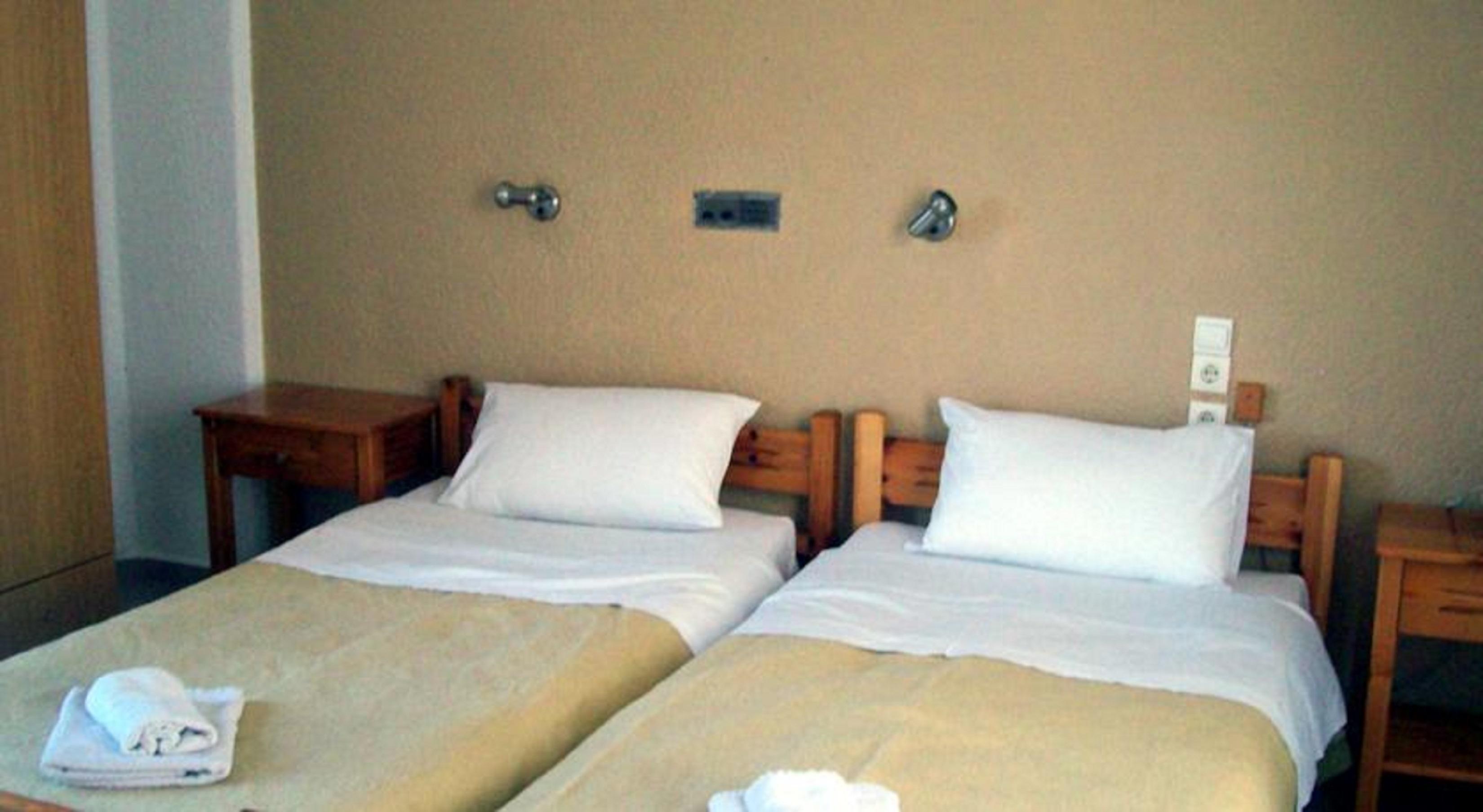 Gefyra Hotel Agios Nikolaos  Exterior photo